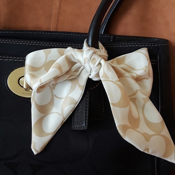 Coach hand bag/shoulder bag - Picture 7 of 8